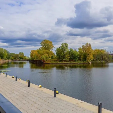 Port Praski Modern With Ac By Renters Prestige Varsó